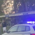 Autom uleteo na autobusku stanicu! Drama u Kragujevcu: Policija hitno izašla na lice mesta (video)