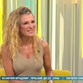 Roman Sanje Homa "Nekabije" - odrastanje jedne devojčice u turbulentnim "devedesetim"