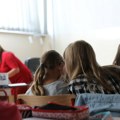 Neke škole organizovaće nastavu i u julu: Oglasilo se Ministarstvo prosvete: Evo koliko učenika je završilo sa časovima pre…