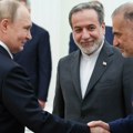 Iran na: Kolenima?! Šef diplomatije nosi ajatolahovo pismo Putinu: Otkriveno šta Teheran traži od Moskve