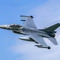 Kako je srušen ukrajinski F-16: Avion pogođen dronom Geran, Rusi izveli napade iz više pravaca kako bi preopteretili pvo…