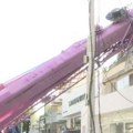 Haos u Grčkoj: Ogroman kran pao na kuću, ima povređenih