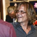 Fali mu zub, a na čelu zavoji: Šok fotka Žike Todorovića, svi se pitaju šta se dešava s glumcem (Foto)