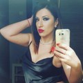 Zapalili joj auto, pomoćne objekte... Pevačica bila krvnički pretučena, imala saobraćajku, a JK je urnisala u ZG