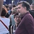 Snimili smo čuvenu voditeljku sa mužem na koncertu Lenija Kravica: Javno kritikovala RTS, pa iznenada nestala