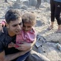 "Deca su nosila drugu povređenu decu i trčala" Svedočenje nakon izraelskog napada na kamp: Tela su visila na ruševinama
