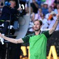 Medvedev, Hurkač i Zverev u četvrtfinalu; Kalinskaja, Noskova i Jastremska među osam najboljih teniserki