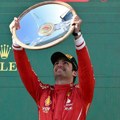 Vozač Ferarija Karlos Sainc pobedio u trci za Veliku nagradu Australije