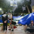 SAD: Policija počela sa uklanjanjem propalestinskog kampa na univerzitetu UCLA