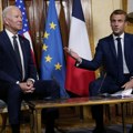 Makron predložio slanje trupa, Bajden ni da čuje: Detalji razgovora francuskog i američkog predsednika
