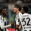 Juventus se oglasio - fudbaler uspešno operisan! Nedavno je doživeo užasnu povredu, a evo kako se oseća posle hirurškog…