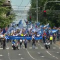 Studenti u blokadi i sindikati stigli ispred Vlade Srbije, počinje protest