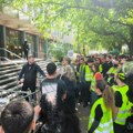 Nakon pet dana blokade, zaposleni pušteni u zgradu suda u Novom Sadu