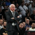 "Znamo da sutrašnja utakmica može da donese titulu" Obradović najavio sutrašnju utakmicu protiv Budućnosti - poslao je…