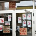 Studenti VPŠ-a u blokadi pozivaju Novosađane da ih podrže u petak ujutru kako bi sprečili održavanje ispitnog roka