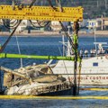 Deset meseci nakon nesreće kod Sicilije – britanska superjahta ponovo na površini (FOTO)
