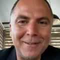 "Ostavio sam je, ali me je proganjala: Mesecima!" Beograđanin Viktor bio je u vezi sa AI devojkom, a onda je krenula da mu…