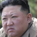 Nesvakidašnje scene: Cela dvorana plakala uz snimke poginulih vojnika, suze pustio i Kim Džong Un