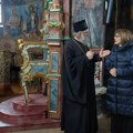 (Video) Maja Gojković obišla dva fruškogorska manastira, uručen ugovor o sredstvima za buduću riznicu Krušedola