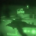 Objavljen snimak američkog upada na iranski brod! Munjevit desant marinaca tokom noćne akcije, uleteli kao furije, spustili se…