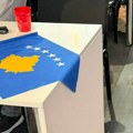 Albanski novinari doneli zastavu Kosova na finale: Skandal na Evroviziji, naša reporterka sve snimila (foto)