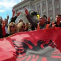 Albanija: Protest ispred parlamenta, demonstranti zahtevaju ostavku vlade