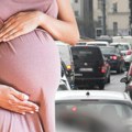 Drama u Leskovcu: Muž trudnu ženu vozio do bolnice, kad su stigli - šok! Lekari hitro reagovali