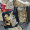 Sprečen pokušaj krijumčarenja pola kilograma zlatnog nakita preko Preševa FOTO