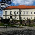 Godišnja izložba slika članova Udruženja umetnika "Esnaf" iz Sremske Mitrovice