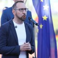 Tomašević: Osuđujem "slavljenje NDH" ispred Srpskog kulturnog centra u Zagrebu