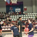 Nekadašnji NBA i WNBA igrači trenirali sa mladim košarkašima u Nišu