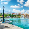 Niste ni svesni šta se krije na omiljenom grčkom ostrvu! Srbi trljaju oči u neverici kad prošetaju rajskim plažama (foto)