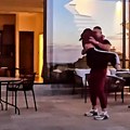 (Video) Teodori i Bebici nakon pomirenja popustile kočnice: Isplivao video u kome razmenjuju nežnosti, sve puca od strasti