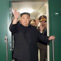 Јужна Кореја забранила приступ видеу у којем се велича Ким Џонг Ун као велики вођа
