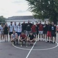 Rekreativci boks kluba Banat protekle nedelje učestvovali na turniru u basketu u Elemiru Elemir - Boks klub Banat