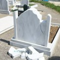 Stravično skrnavljenje na groblju u Beogradu: Teško oštećeno više od 30 muslimanskih nadgrobnih spomenika