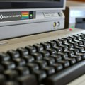 Stari računar Commodore 64, iz 80-ih, uspeo da komunicira sa ChatGPT