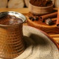 Srbi ostali u neverici Čuveni kuvar otkrio pravu razliku između srpske i turske kafe – godinama smo je pogrešno pili!