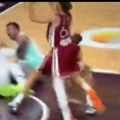 Drama na terenu: Luka Dončić se povredio, uz bolnu grimasu napustio teren VIDEO