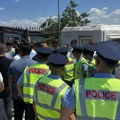 (Foto/video) Kosovska policija privela više desetina osoba na Gazimestanu