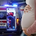 Trudnica šetala ulicom, pa je pokosio trotinet! Jeziva nesreća u Beogradu: Žena hitno prevezena na VMA sa potresom mozga!