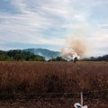 Požar na divljoj deponiji kod Kopašnice pod kontrolom
