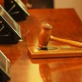 U planu Studentske liste i osnivanje posebnog suda, koji bi se bavio visokim državnim funkcionerima