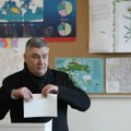 (VIDEO) Milanović vodi na predsedničkim izborima u Hrvatskoj, odluka o pobedniku u drugom krugu