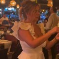 Sve pršti na proslavi 36.: Rođendana kije Kockar u Turskoj napravila gala slavlje: Pojavila se u beloj haljini, svi pogledi…