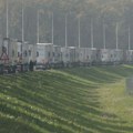 Bez zadržavanja na rampama auto-puteva, kamioni na Batrovcima i Šidu čekaju tri sata