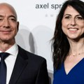 Bezos: Bio sam meta ucjena izdavača National Equirera