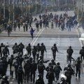 Protesti u Nepalu, policija upotrebila suzavac i gumene metke