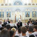 Patrijarh Porfirije u Hramu Svetog Save ugostio 250 dece iz dijaspore, regiona i sa KiM