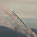 Hezbolah ispalio 30 raketa na sever Izraela, nema izveštaja o žrtvama
